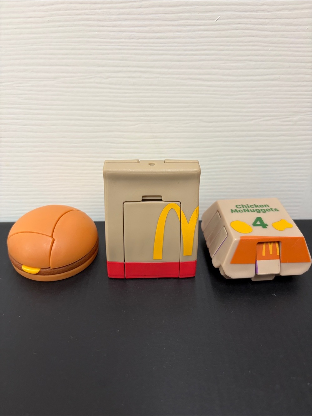 McDonald's Orange Burger Playset with Beige Fries & Nugget changers